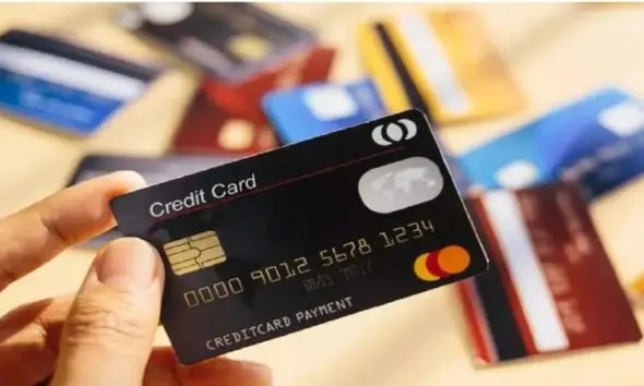 Credit Card Rules: ક્રેડિટ કાર્ડ યુઝર્સ સાવધાન! 1 એપ્રિલથી બદલાશે નિયમો, વધુ પડતો વપરાશ લાવશે ઈન્કમ ટેક્સની નોટિસ