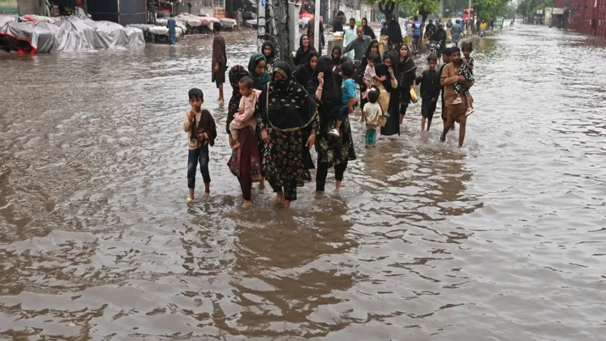 Pakistan News: પાકિસ્તાનમાં પૂરને લીધે ગંભીર સ્થિતિ, 126 બાળકો સહિત 266 લોકોના મોત