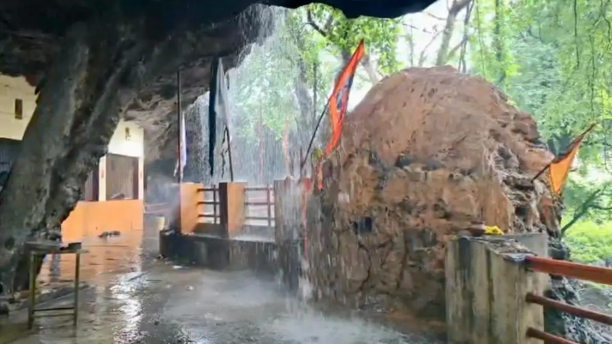 dahods-kedarnath-temple-becomes-rainy-season-attraction-for-devotees-nature-lovers-574830