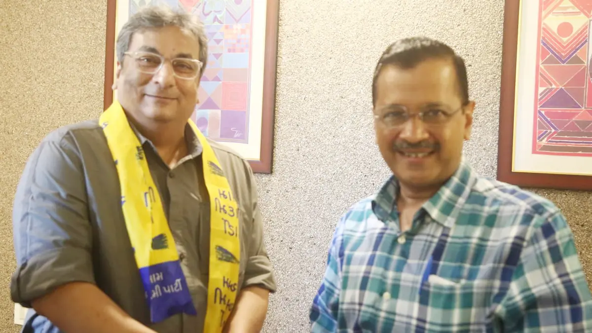 ahmedabad-aap-leader-chetan-raval-resigns-and-likely-to-join-congress-593653