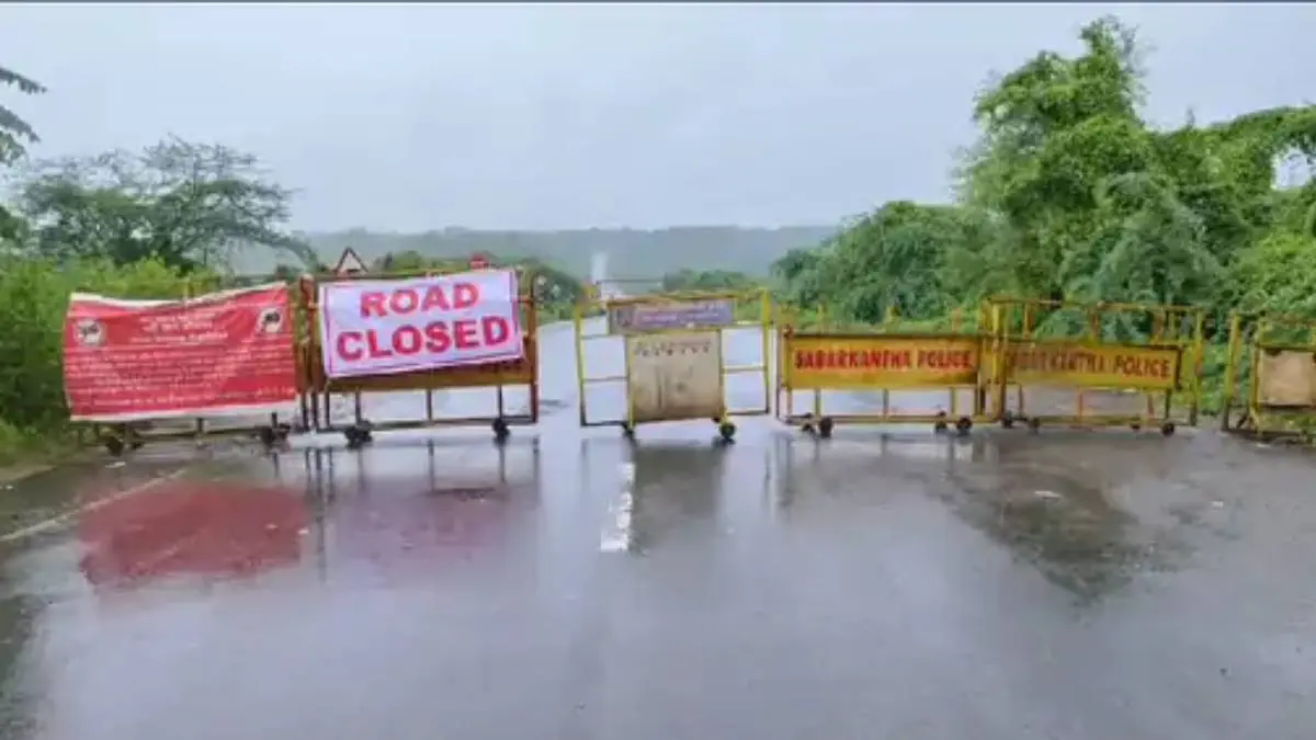 mehsana-news-vijapur-himmatnagar-connecting-derol-bridge-close-due-to-sabarmati-river-flood-591102