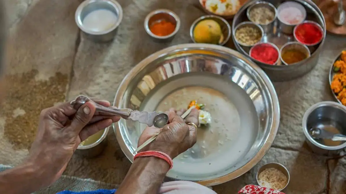 Pitru Paksha 2025 Start Date: પિતૃ પક્ષ ક્યારે શરૂ થશે? શ્રાદ્ધ પક્ષની બધી તિથિઓ વિશે અહીં એક ક્લિકમાં જાણો