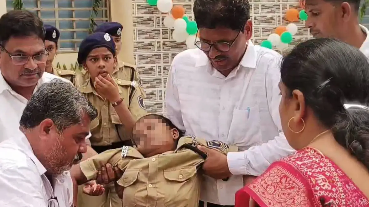 vadodara-news-girl-student-injured-during-independence-day-celebration-in-dr-ng-shah-sarvajanik-high-school-585956