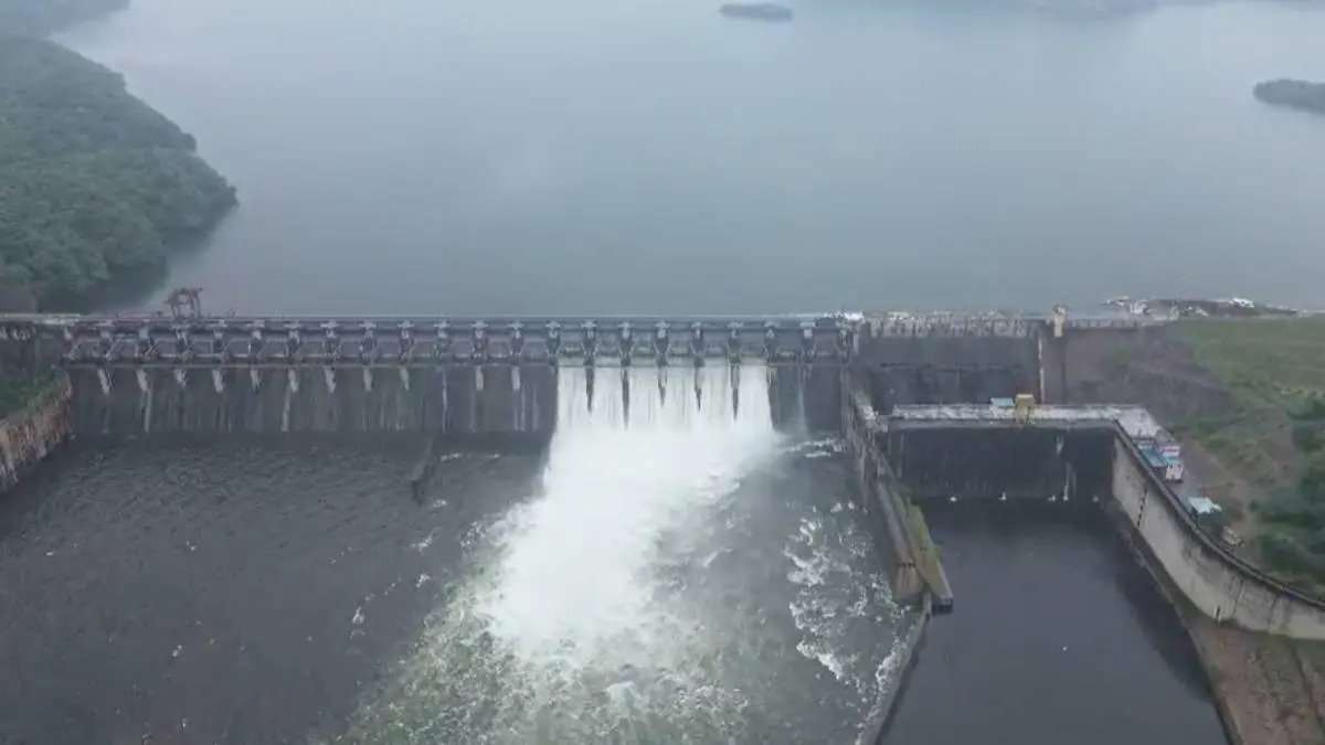 mahisagar-news-59-thousand-water-income-in-kadana-dam-5-district-villages-on-alert-590747