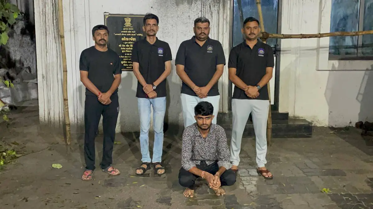 navsari-news-lcb-held-ahmedabad-andadia-loot-accused-from-chennai-589409