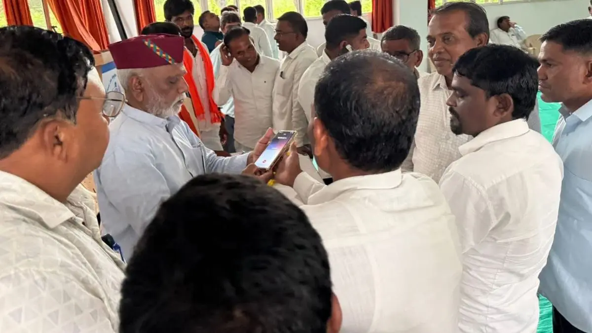 narmada-news-mansukh-vasava-targets-party-leaders-over-chaitar-vasava-issue-591385