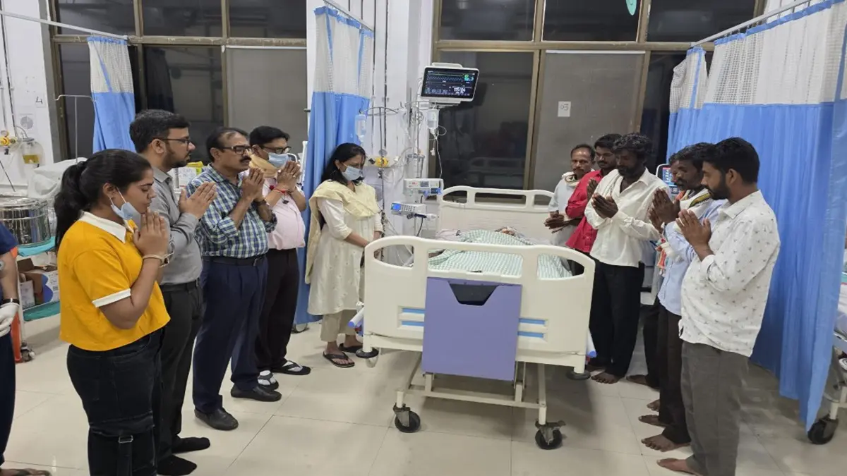 77th-organ-donation-from-surat-new-civil-hospital-14-year-old-boy-from-khutwara-village-maharashtra-donates-liver-heart-and-two-kidneys-591638