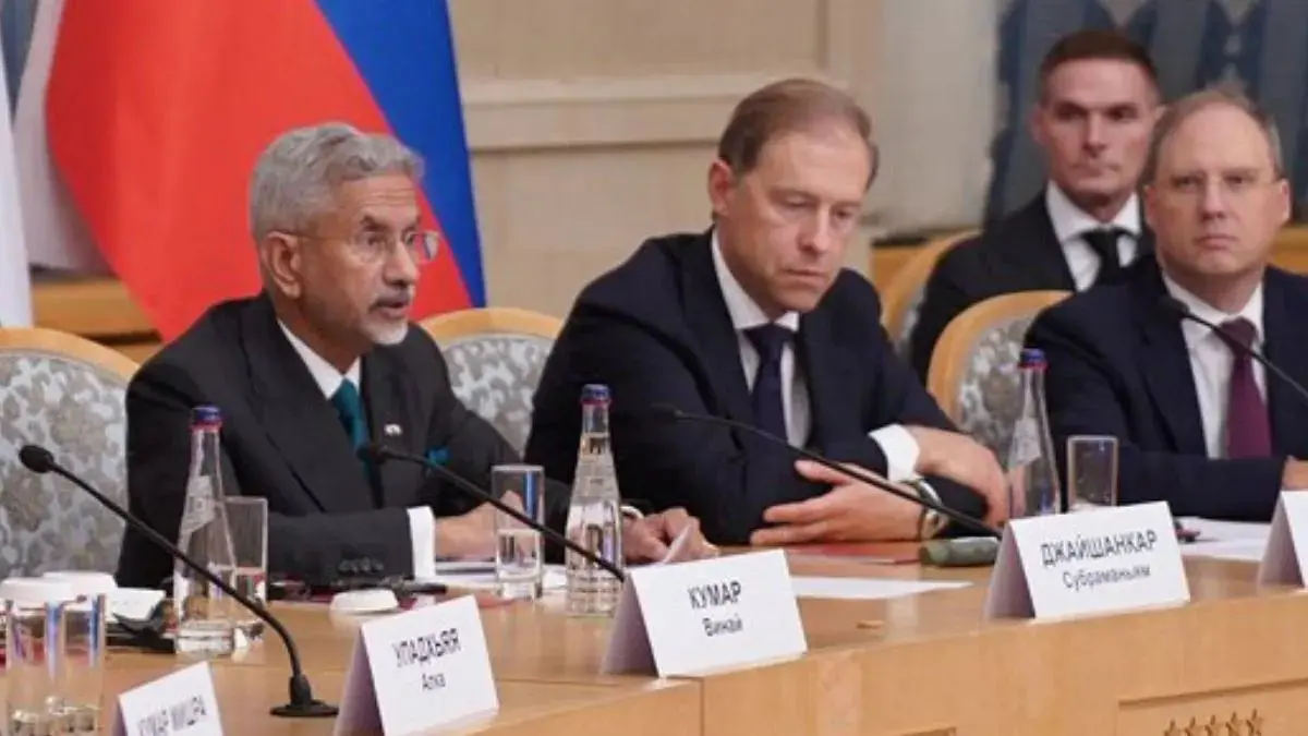 s-jaishankar-russia-visit-foreign-minister-jaishankar-clarified-about-trump-from-moscow-said-we-are-not-a-big-buyer-of-russian-oil-589414