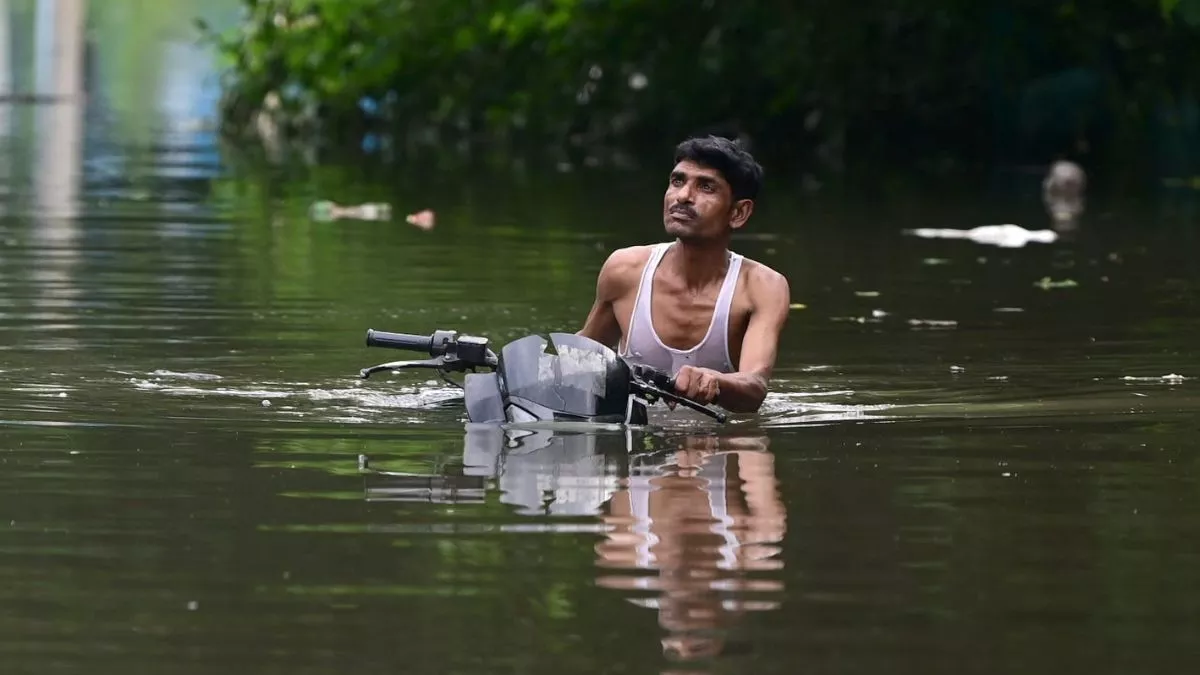 delhi-ncr-weather-alert-heavy-rainfall-warning-issued-for-several-cities-597707