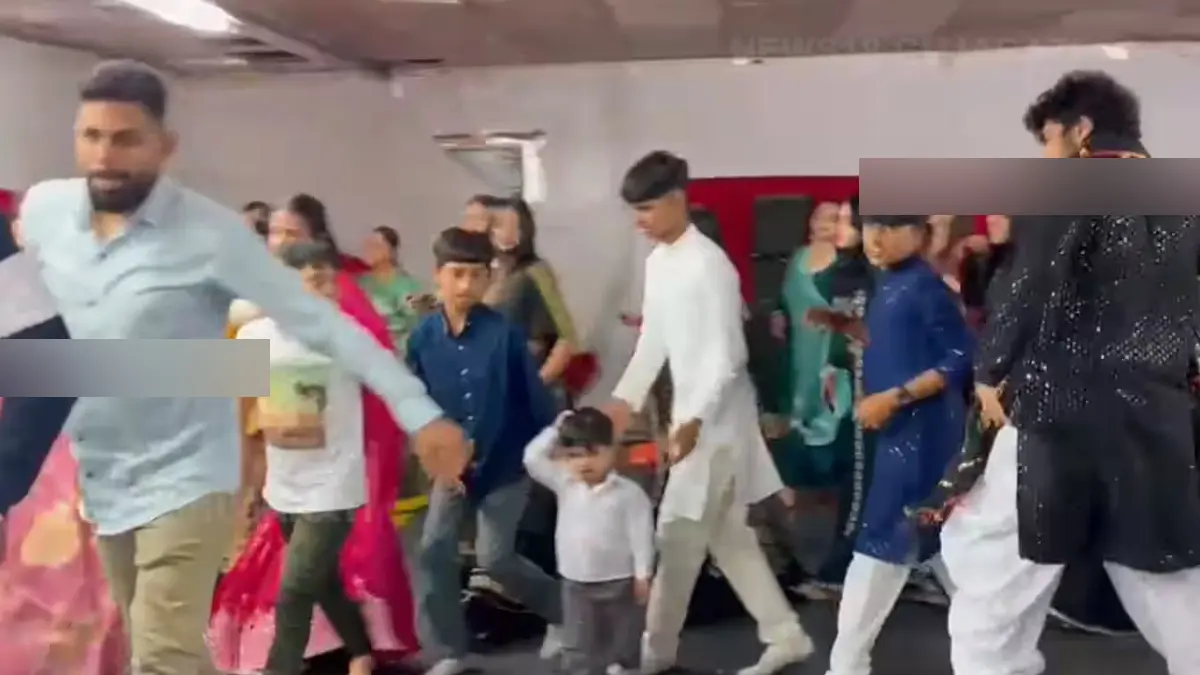 garba-fun-in-the-uk-koli-patel-community-players-played-garba-in-leicester-navratri-festival-held-612400
