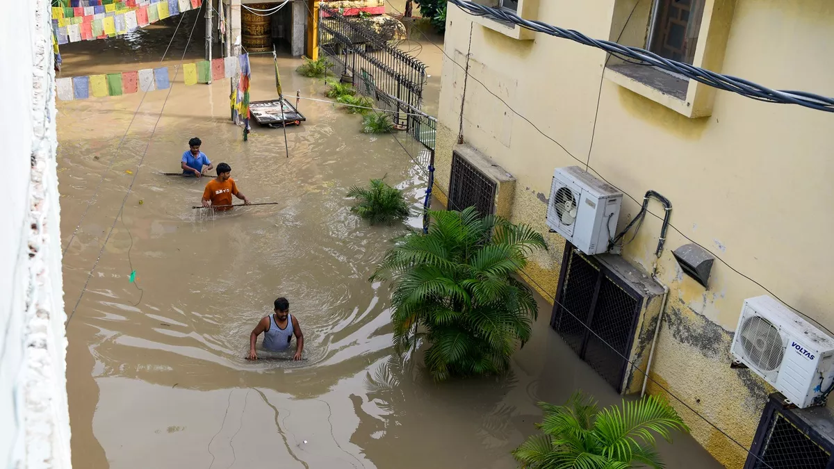 weather-update-heavy-rain-floods-north-india-delhi-ncr-to-up-bihar-haryana-punjab-kashmir-himachal-598378