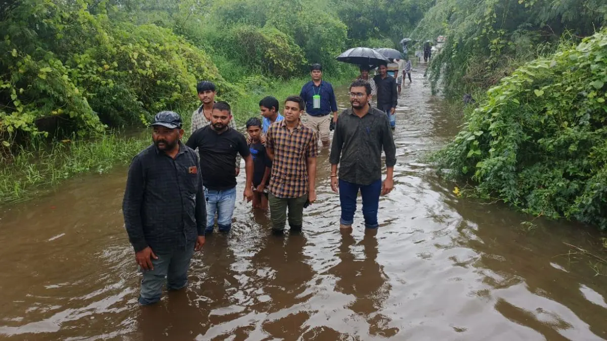 anand-news-sabarmati-and-mahi-rivers-swell-38-villages-put-on-alert-599084