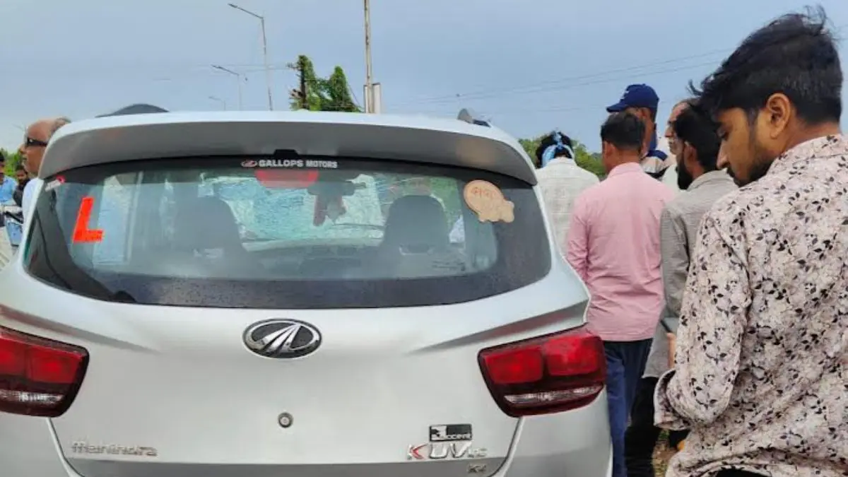 rajkot-news-gondal-ex-municipal-president-shardaben-savaliyas-husband-dies-in-accident-597348