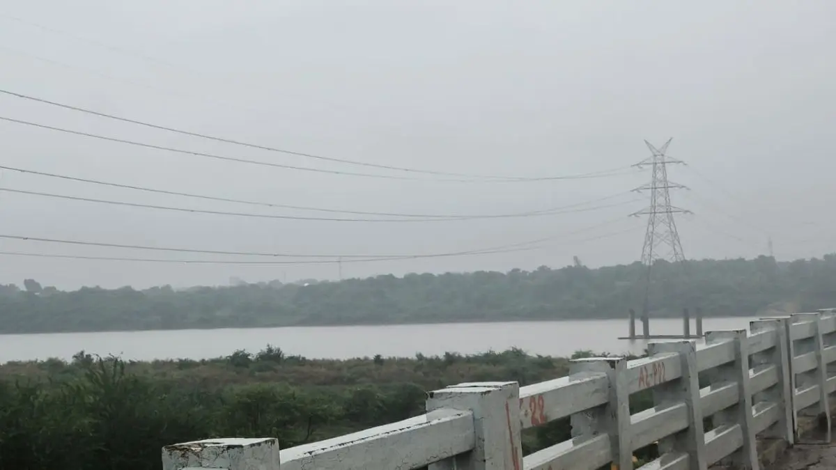 mahi-river-flood-alert-bamangam-gambhira-villages-warned-by-sirens-597478