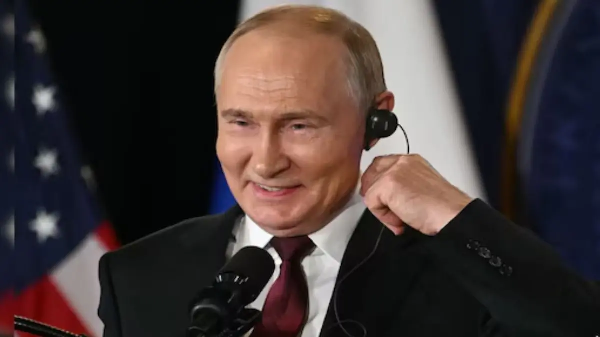 putin-was-seen-in-a-new-avatar-as-soon-as-he-reached-russia-from-china-started-speaking-in-gen-z-language-video-goes-viral-on-social-media-597571