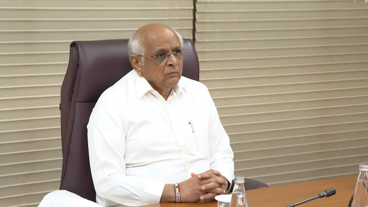gandhinagar-news-chief-minister-of-gujarat-emergency-meeting-with-ministers-for-unseasonal-rain-627712