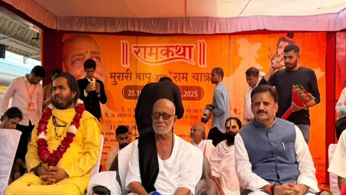 morari-bapu-started-the-historic-ram-yatra-from-chitrakoot-to-ayodhya-via-lanka