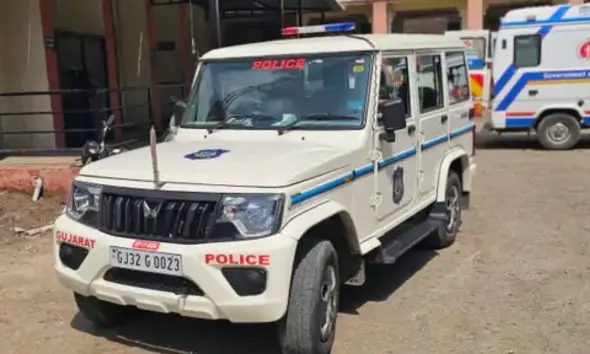 Ahmedabad Police: અમદાવાદમાં રાત્રિની મહિલા સુરક્ષા ડ્રાઇવમાં 19 ગુના નોંધાયા, પોલીસે પાઠ ભણાવ્યો
