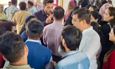 Anand: ખંભાતમાં સ્કૂલના શિક્ષક પર 8 જેટલી વિદ્યાર્થિનીઓને અડપલા કરવાનો આક્ષેપ, વાલોઓનો હલ્લાબોલ