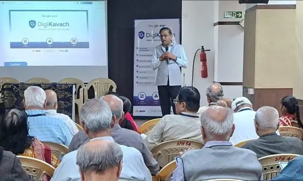 Jagran-DigiKavach Abhiyan: જાગરણ-ડિજીકવચ અભિયાન;અમદાવાદ ખાતે વરિષ્ઠ નાગરિકોને ઓનલાઈન છેતરપિંડીથી કેવી રીતે બચવું તે અંગે માહિતી આપવામાં આવી