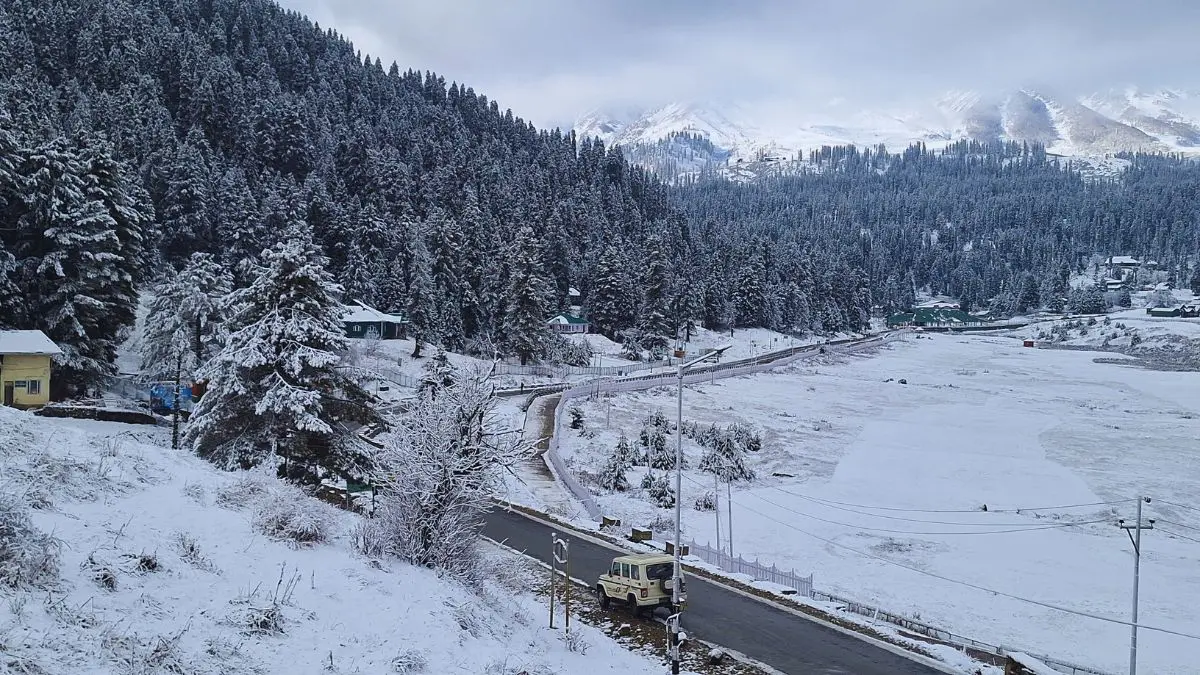 jammu-kashmir-gulmarg-snowfall-weather-report-632772