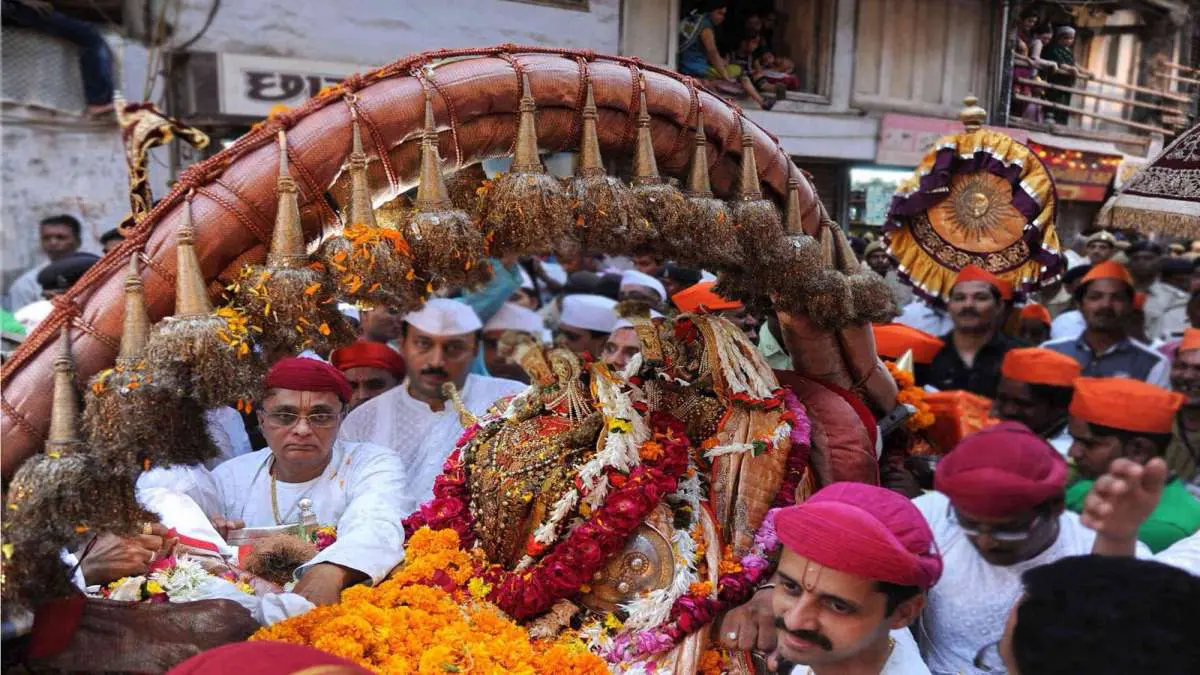 the-288th-procession-of-lord-narasimhaji-will-be-taken-out-in-vadodara-on-the-occasion-of-dev-diwali-632664