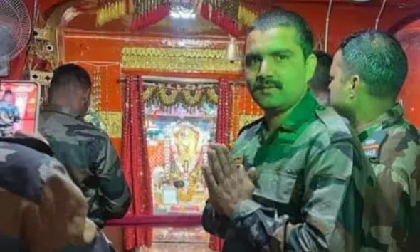 Banaskantha: વડગામના સૈન્ય જવાનની ટ્રેનમાં 'ચાદર' માંગવા મુદ્દે વિવાદ બિકાનેર નજીક હત્યા, ફરજ પરથી વતન પરત આવતા હતા