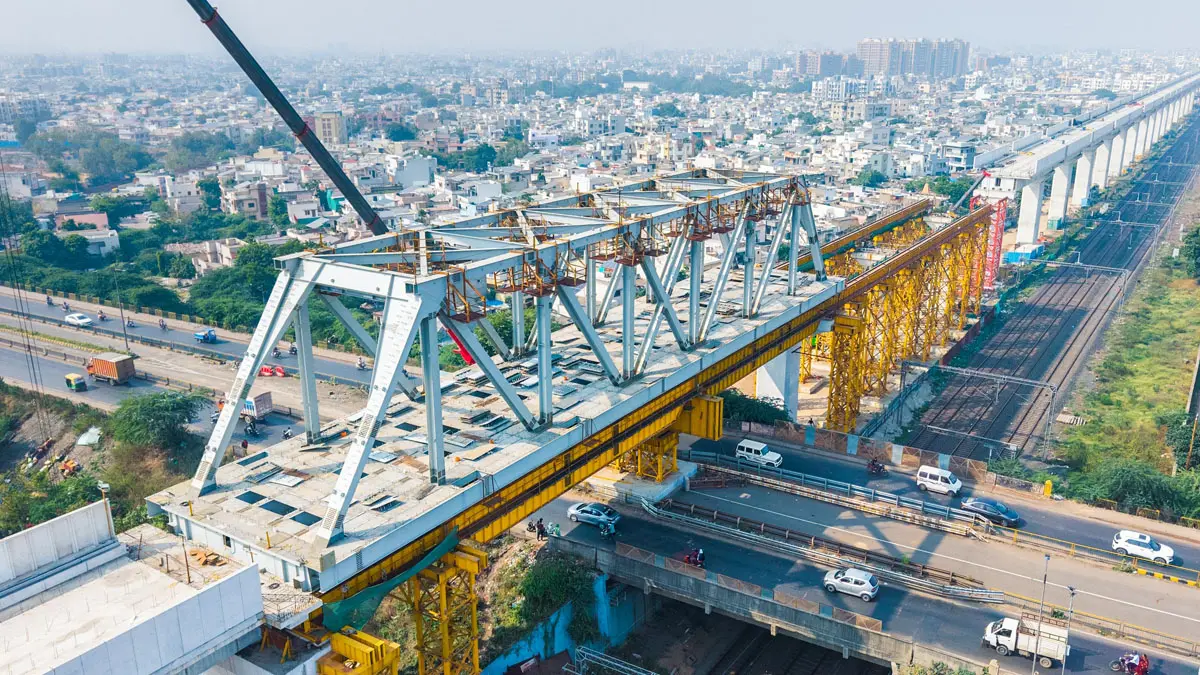મુંબઈ-અમદાવાદ બુલેટ ટ્રેન પ્રોજેક્ટ: 11મો સ્ટીલ બ્રિજ લોન્ચ કરાયો, અમદાવાદ નજીક સ્થાપિત કરાયેલો બ્રિજ 70 મીટર લાંબો