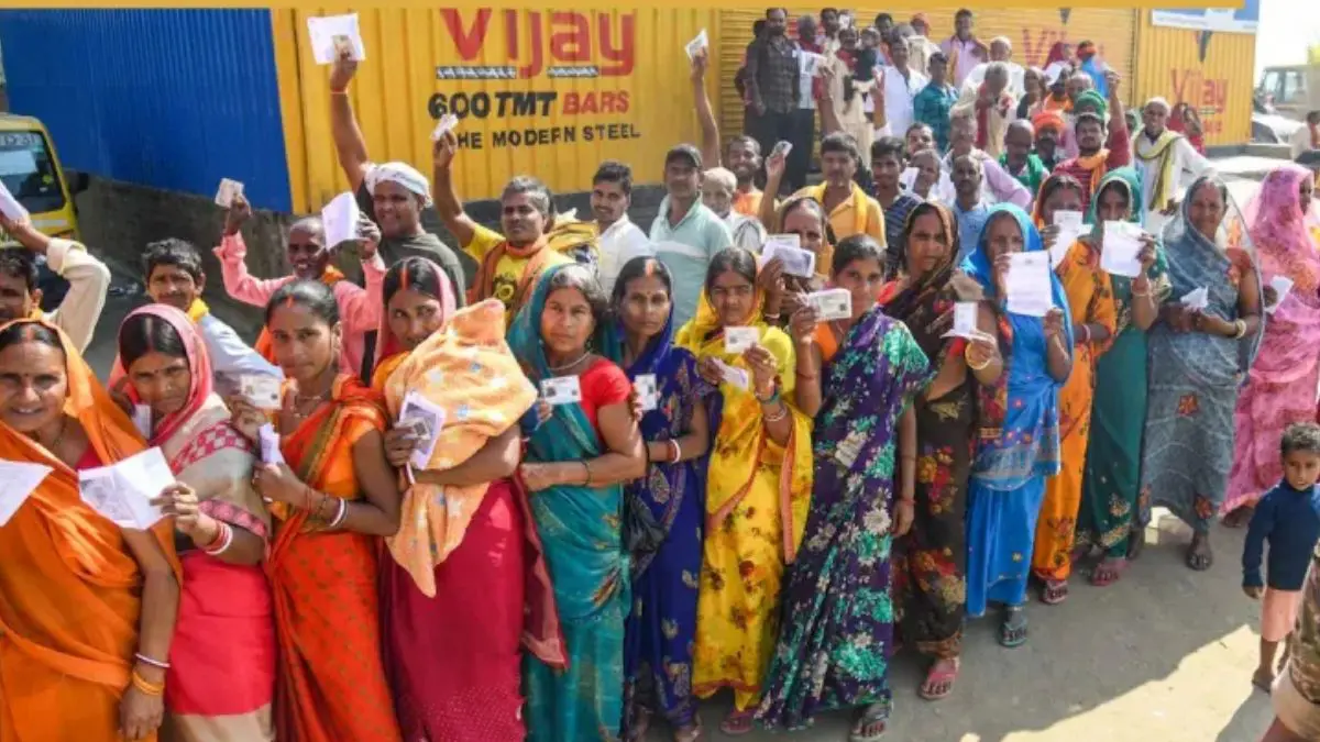 bumper-voting-bihar-created-history-in-the-first-phase-record-breaking-64-percent-voting-633650