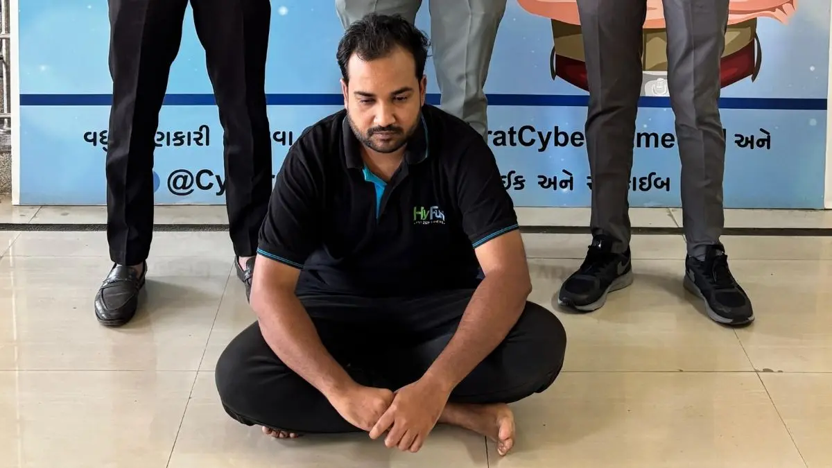 gujarat-cyber-cell-busts-cyber-slavery-racket-one-accused-from-porbandar-arrested-632947