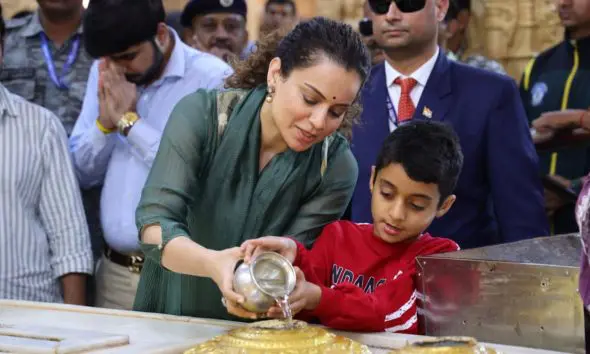 Kangana Ranaut: ભાજપ સાંસદ અને અભિનેત્રી કંગના રાણાવતે સોમનાથ મહાદેવના દર્શન કર્યા, PM મોદીના વિઝનથી પ્રેરિત 'વસ્ત્ર પ્રસાદ' સેવાને બિરદાવી