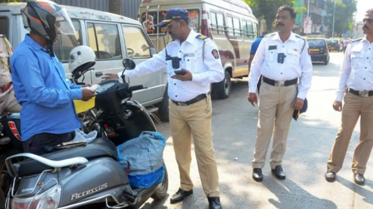 Rajkot: ટ્રાફિક નિયમોની ઐસીતૈસી કરનારા વાહનચાલકો સામે DGP ઓફિસમાંથી લાલ આંખ; રાજકોટના 300 વાહનોનું લિસ્ટ જાહેર