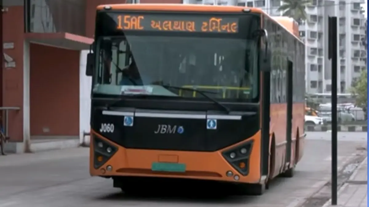 surat-brts-becomes-100-pc-electric-saves-18-lakh-liters-of-diesel-annually-632894