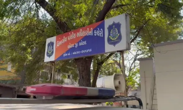 Botad: બોટાદમાં 70 વર્ષના વૃદ્ધનું જઘન્ય કૃત્ય, 14 વર્ષની સગીરા પર દુષ્કર્મ આચરી સગર્ભા બનાવતા બાળકને જન્મ આપ્યો