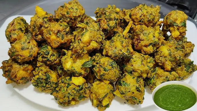 simple-recipe-to-make-palak-bhajiya-gota-at-home-652607