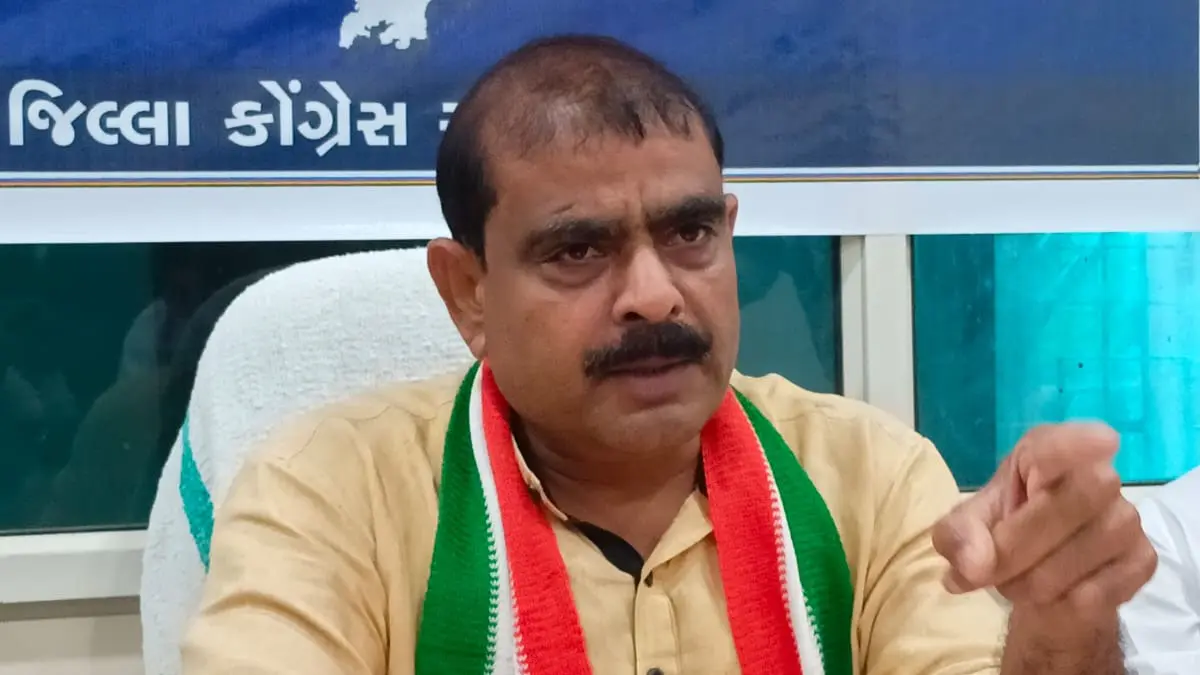 patan-congress-mla-kirit-patel-withdraws-resignation-after-talks-with-high-command-664864