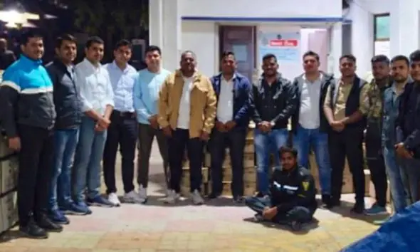 Mahisagar: ટ્રકમાં ઘાસના ભૂસાની આડમાં દારૂની હેરાફેરીનો પર્દાફાશ, રૂ.1.12 કરોડથી વધુનો મુદ્દામાલ જપ્ત