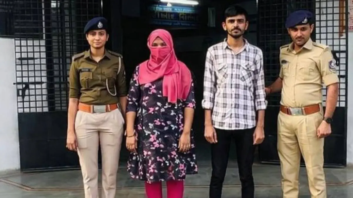 bharuch-news-2-cyber-criminal-held-from-palej-under-operation-mule-hunt-679280