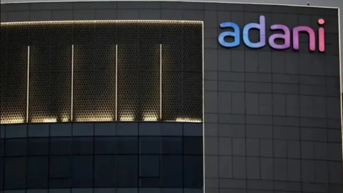 Adani Group Stock Crash: અદાણી ગ્રુપના શેરોમાં 15% સુધીનો કડાકો; અમેરિકાથી આવેલા એક સમાચારથી રૂપિયા 1.4 લાખ કરોડ ધોવાઈ ગયા