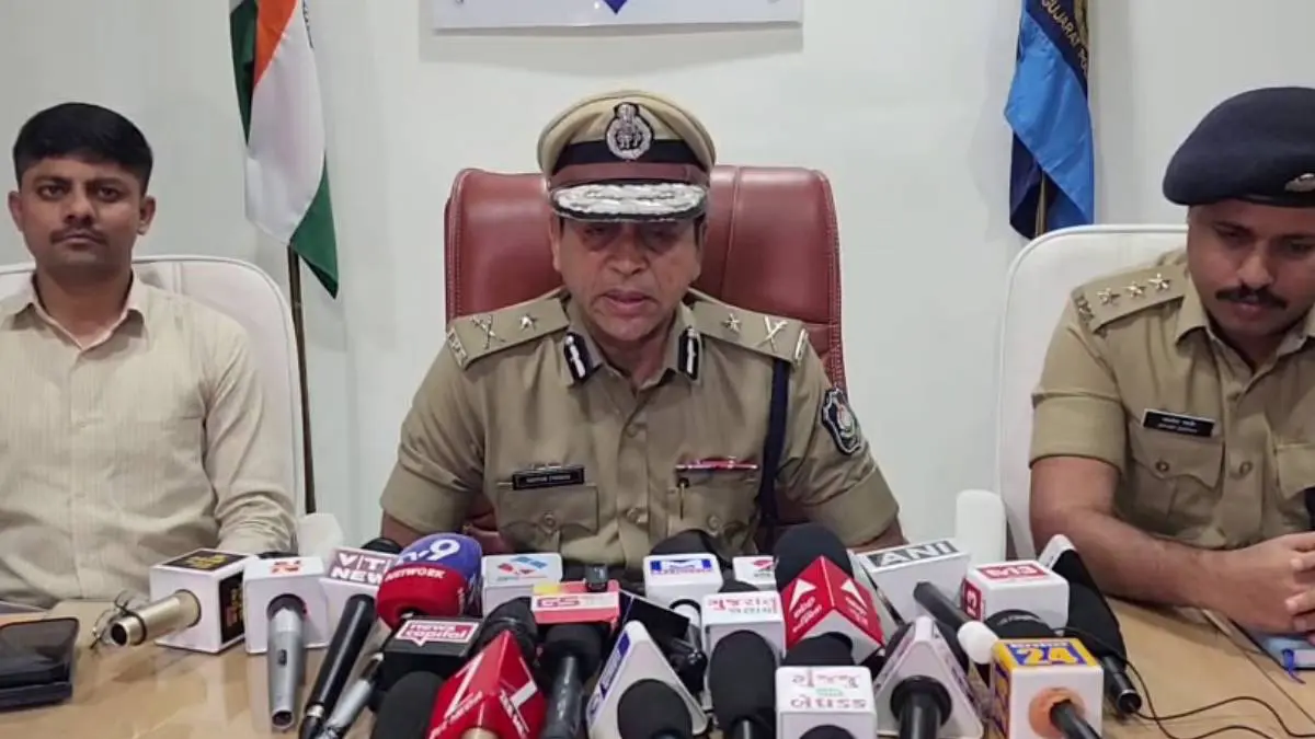 બગદાણા વિવાદઃ જયરાજ આહીર સુધી રેલો કેવી રીતે પહોંચ્યો, શું કોઈના દબાણ હેઠળ ધરપકડ કરાઈ?- SITએ તમામ પ્રશ્નોના જવાબ આપ્યા