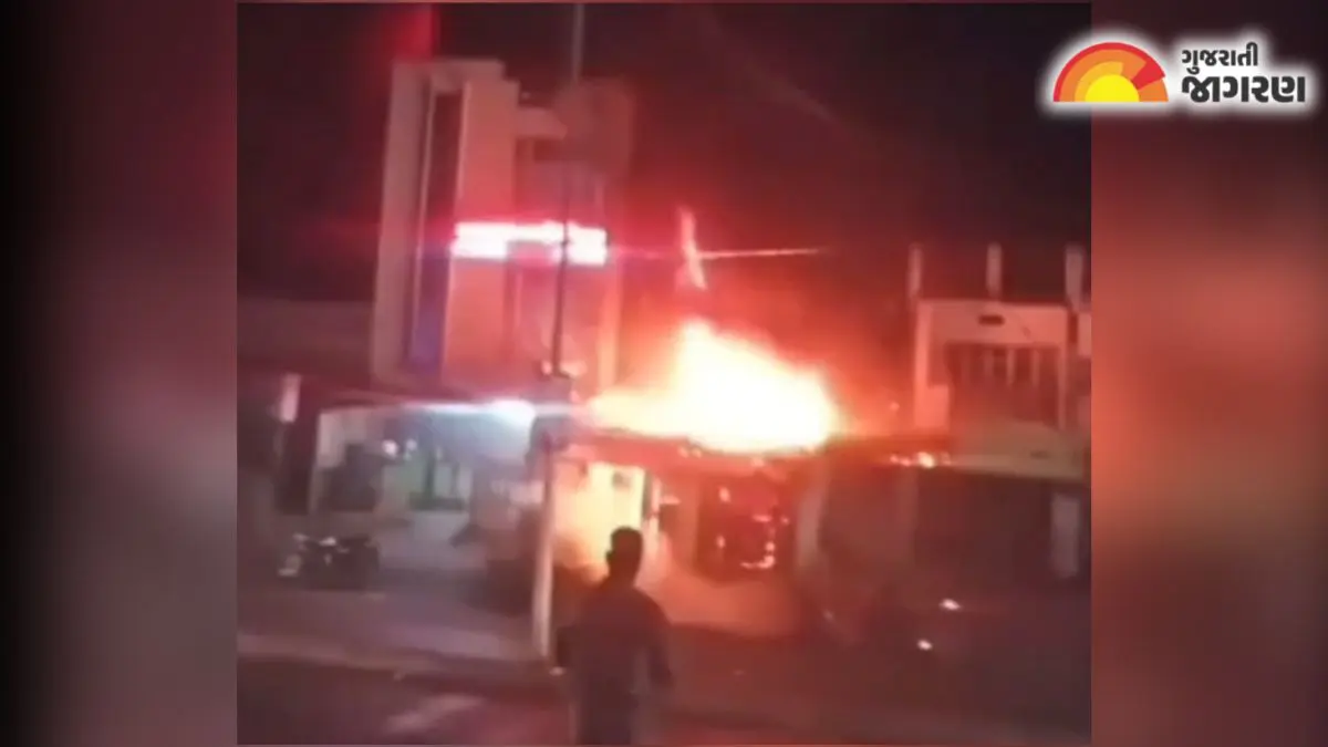 garbada-fire-breaks-out-in-house-nearby-hospital-had-to-be-evacuated-667718