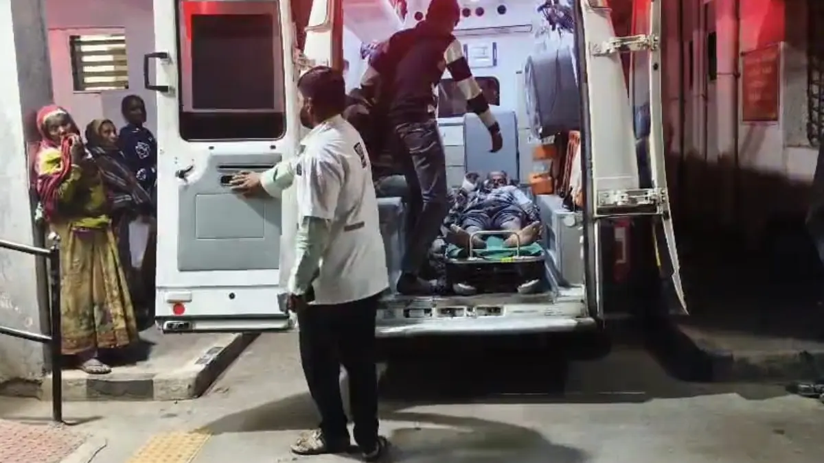 ઉપલેટાના ઢાંક ગામે 'નાયડુ' નો આતંક? સરપંચ અને યુવક પર જંગલી પ્રાણીએ કર્યો હુમલો, એકની હાલત ગંભીર