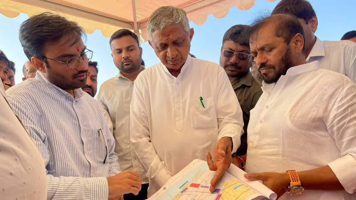 historic-sea-bridge-to-be-built-in-amreli-between-chanchbandar-and-victor-port-668056