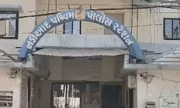ખેડા પોલીસ તંત્રમાં ફેરફાર: ચકલાસી, નડિયાદ અને મહિલા પોલીસ સ્ટેશનના PIની બદલી