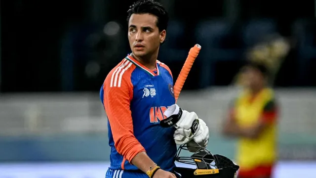 T20 World Cup 2026: શું અભિષેક શર્મા પાકિસ્તાન સામેની મેચમાંથી બહાર થશે? વરુણ ચક્રવર્તીએ આપ્યું મોટું અપડેટ