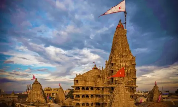 Dwarka Fuldol Utsav: દ્વારકાધીશ મંદિરમાં ભવ્ય ફૂલડોલ ઉત્સવ, જાણો દર્શન માટે નવો રૂટ અને પાર્કિંગ વ્યવસ્થા