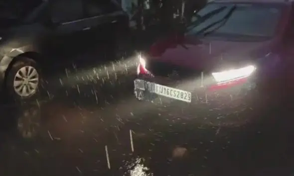 Gujarat Unseasonal Rain: આગાહી સાચી પડી! સુરત-વડોદરા, અંકલેશ્વર, છોટાઉદેપુરમાં વરસાદ ઝાપટા; ત્રણ સિસ્ટમ સક્રિય થતા રાજ્યમાં ત્રણ ઋતુનો અનુભવ 