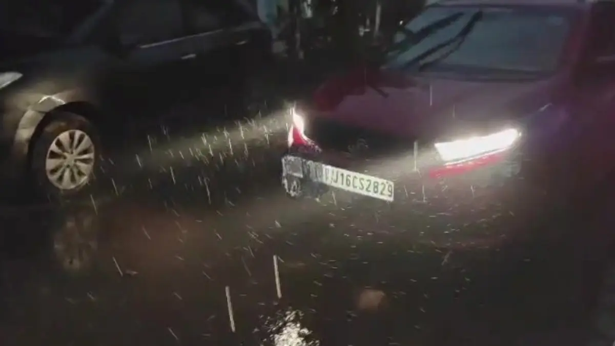 gujarat-unseasonal-rain-alert-in-surat-ankleshwar-chhota-udepur-three-systems-active-695487