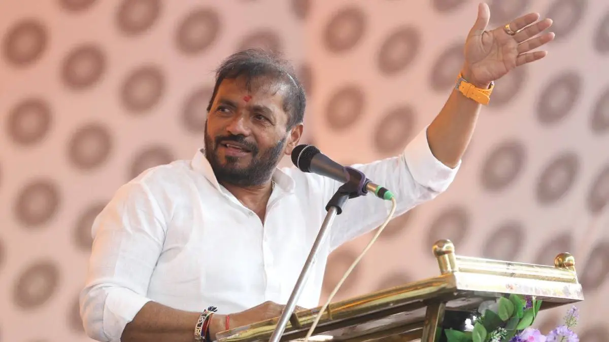 બગદાણાની બબાલ વચ્ચે હીરા સોલંકીની ગાંધીનગરમાં ગર્જના- 'ન્યાય-અન્યાયની લડાઈમાં નવનીત બાધલિયા નિમિત્ત બન્યા'