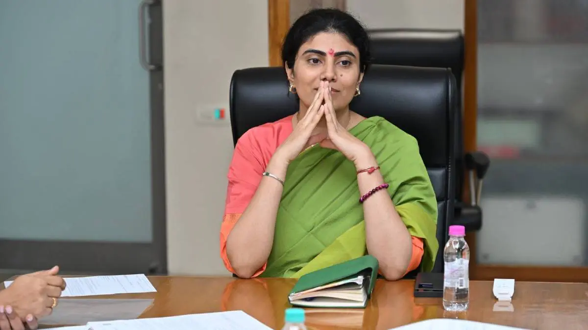 jamnagar-news-rivaba-jadeja-directs-contractor-for-timely-completion-of-jamnagar-six-lane-road-692668